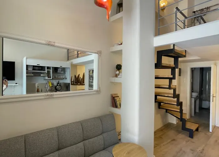 Elizabeth's Loft Апартаменты