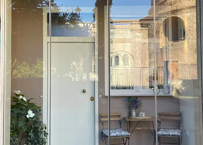 Elizabeth's Loft Апартаменты Салоники